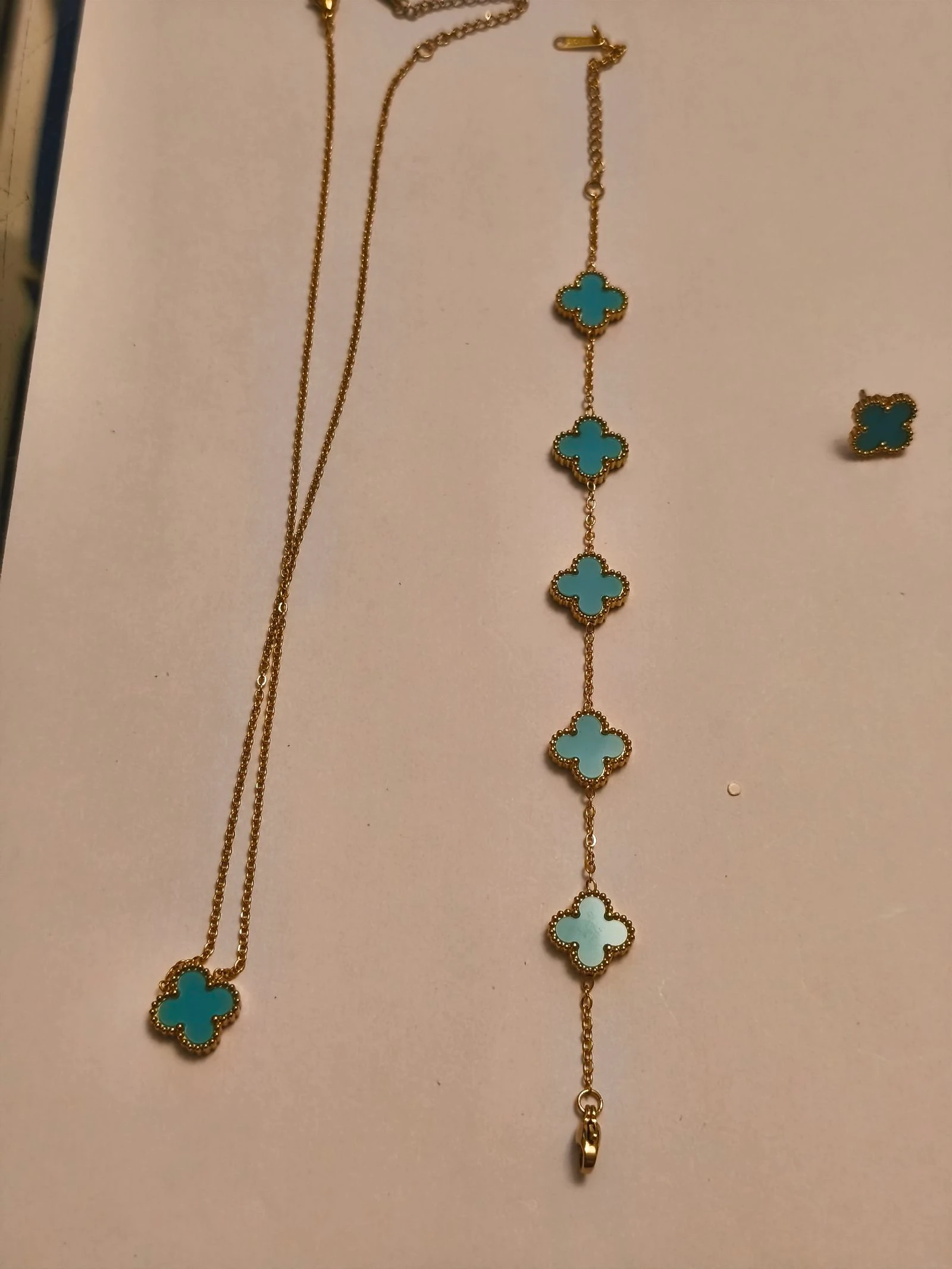Conjunto de gargantilha pulseira e brincos de trevo cor turquesa – photo 14